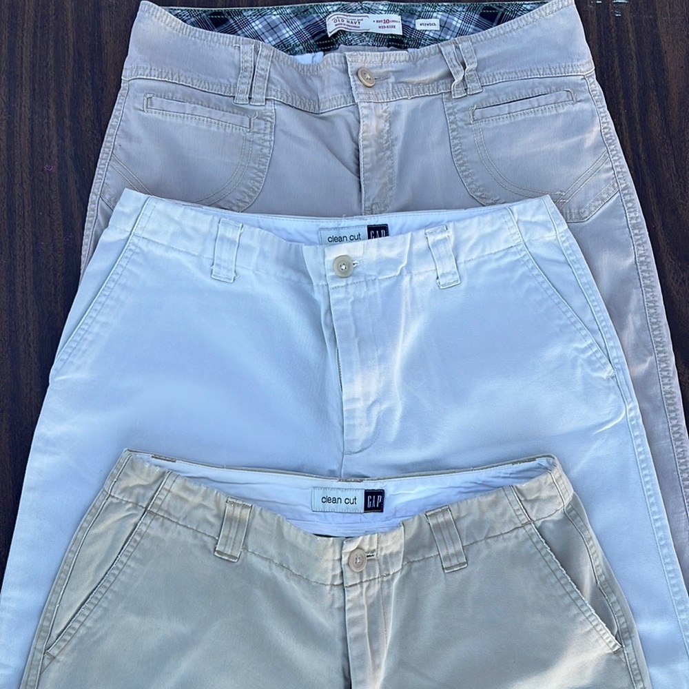 3 GAP/Old Navy Khaki Capris